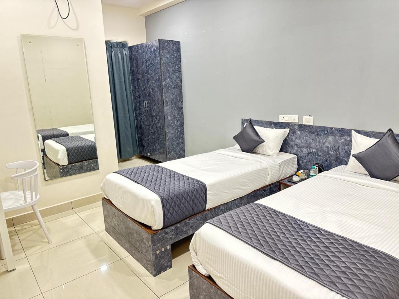 Hotel Aerotel,Hyderabad 商沙巴 外观 照片